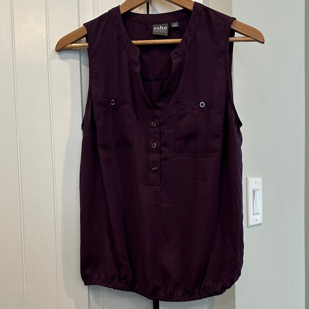 New York & Company Sleeveless Blouse in Rich Purple